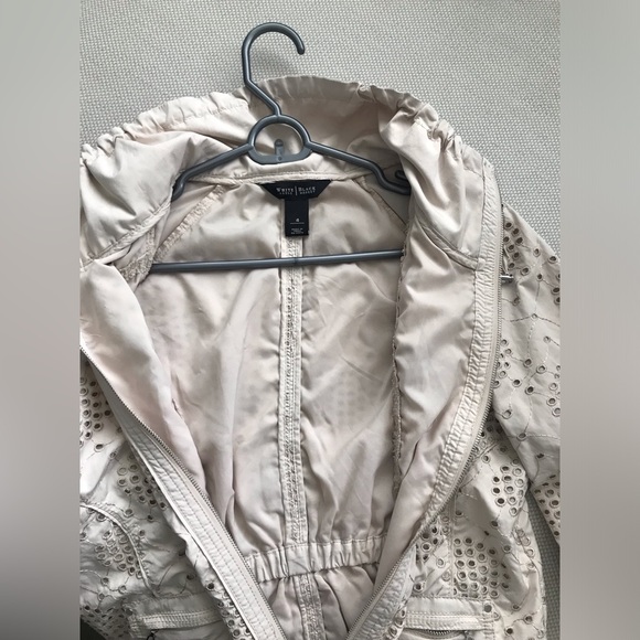 WHITE HOUSE BLACK MARKET EYELET JACKET - Picture 9 of 12